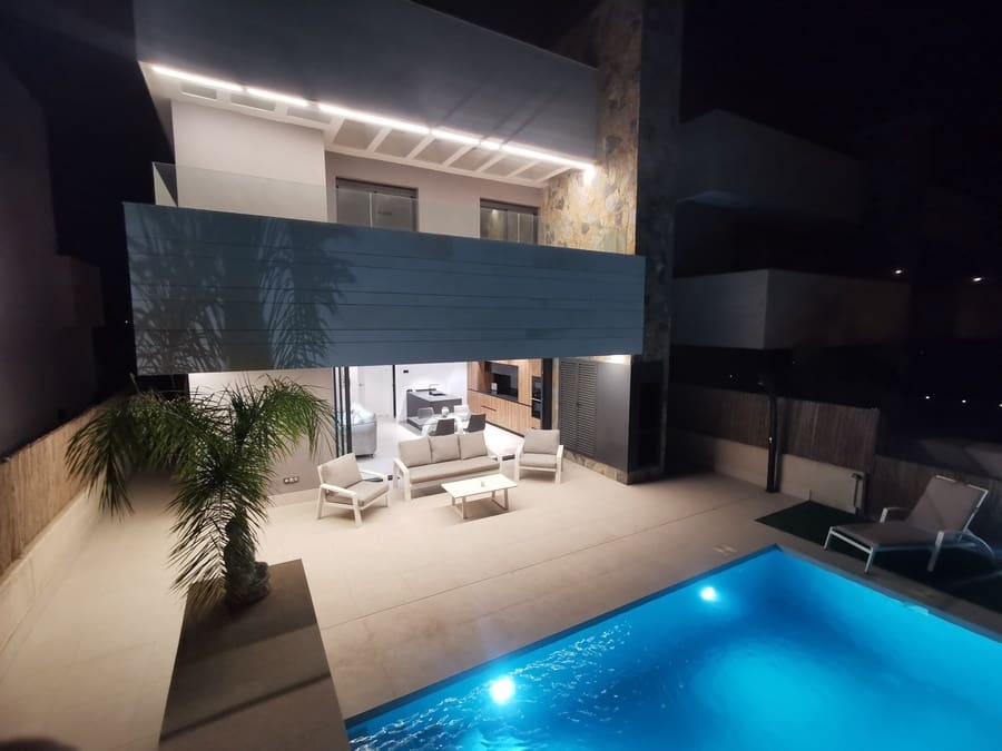 3 soveværelse Villa til salg i Torre-Pacheco med swimmingpool garage - € 570.000 (Ref: 9010043)