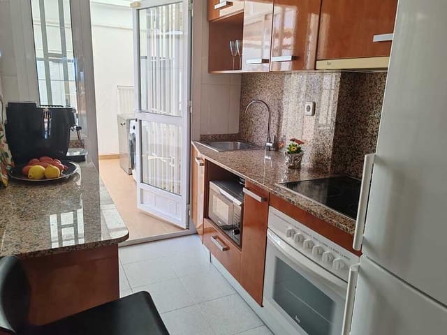 3 quarto Casa em Banda para venda em Centro, Los Alcázares com garagem - 315 000 € (Ref: 9010052)