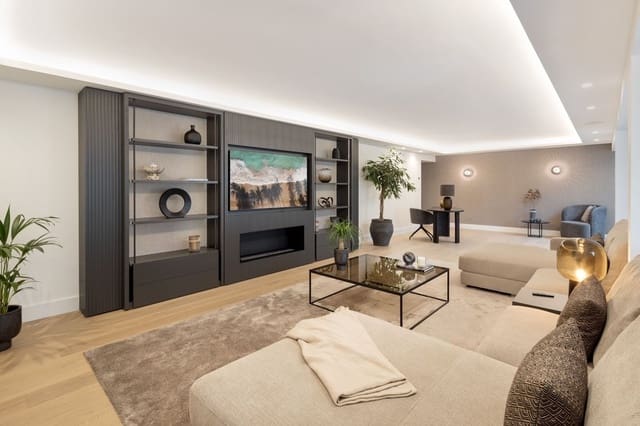 5 bedroom Apartment for sale in Las Brisas, Marbella with pool garage - € 6,250,000 (Ref: 9010134)