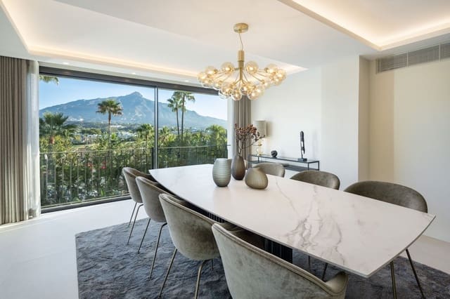 5 bedroom Apartment for sale in Las Brisas, Marbella with pool garage - € 6,250,000 (Ref: 9010134)