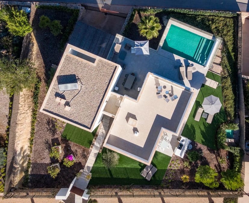 3 bedroom Villa for sale in Las Colinas Golf with pool garage - € 1,295,000 (Ref: 9010189)