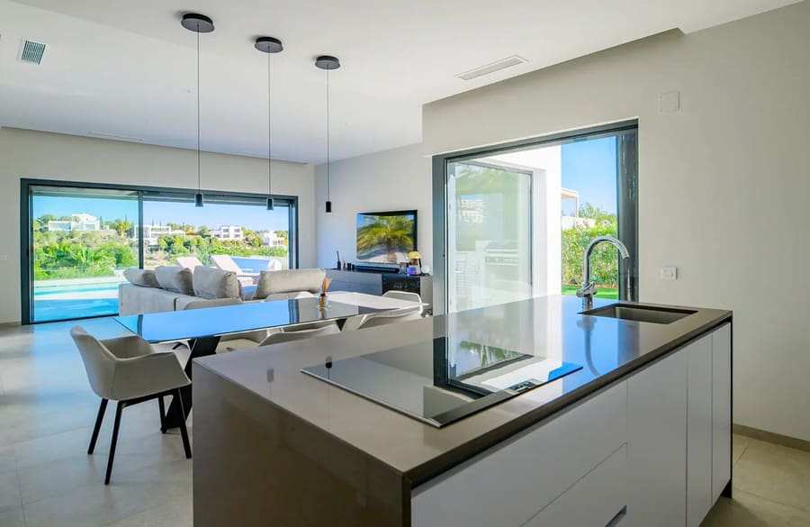 3 bedroom Villa for sale in Las Colinas Golf with pool garage - € 1,295,000 (Ref: 9010189)
