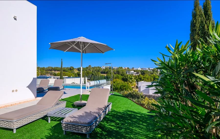 3 bedroom Villa for sale in Las Colinas Golf with pool garage - € 1,295,000 (Ref: 9010189)