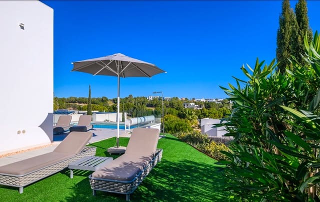 3 camera da letto Villa in vendita in Las Colinas Golf, Orihuela con piscina garage - 1.295.000 € (Rif: 9010189)