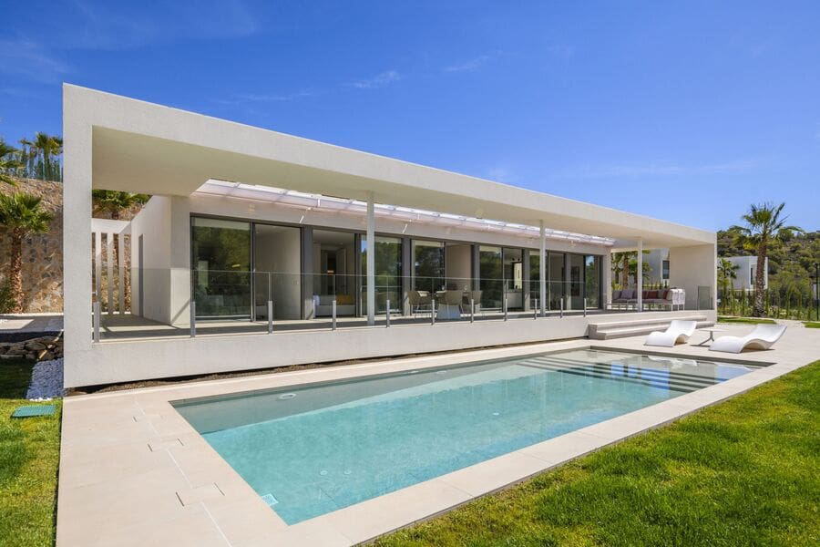 3 bedroom Villa for sale in Las Colinas Golf with pool garage - € 1,385,000 (Ref: 9010320)