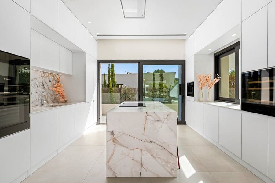 3 sovrum Villa till salu i Las Colinas Golf med pool garage - 2 550 000 € (Ref: 9010329)