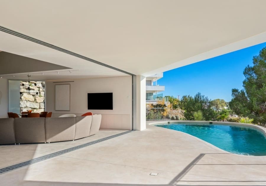 3 bedroom Villa for sale in Las Colinas Golf with pool garage - € 2,365,000 (Ref: 9010330)