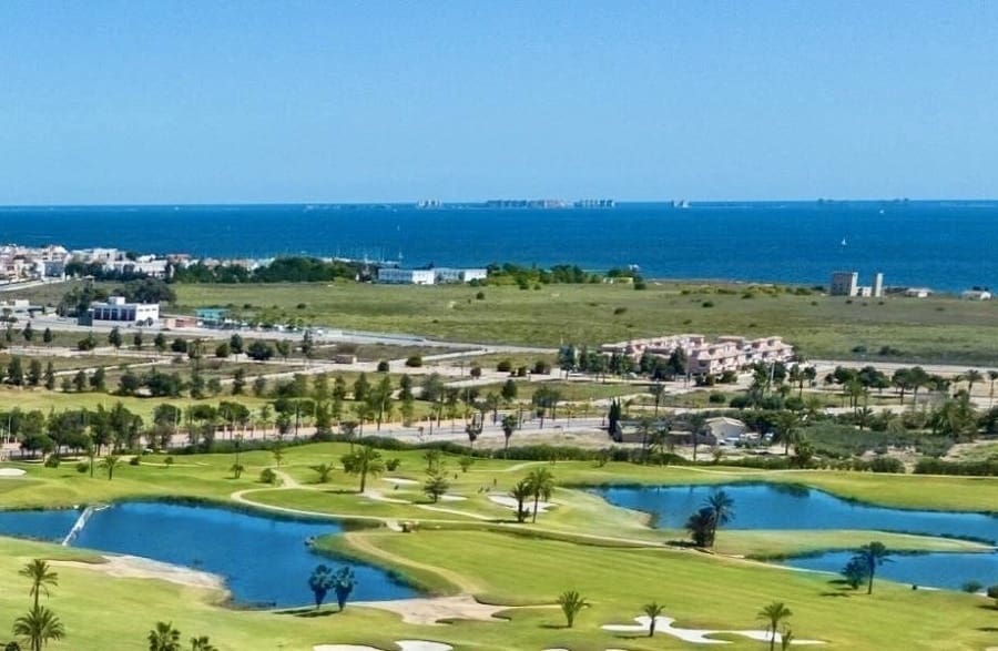 2 soveværelse Lejlighed til salg i Los Alcazares med swimmingpool garage - € 130.400 (Ref: 9082671)