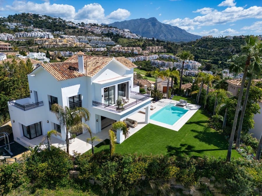 5 soveværelse Villa til salg i Marbella med swimmingpool garage - € 5.795.000 (Ref: 9084751)