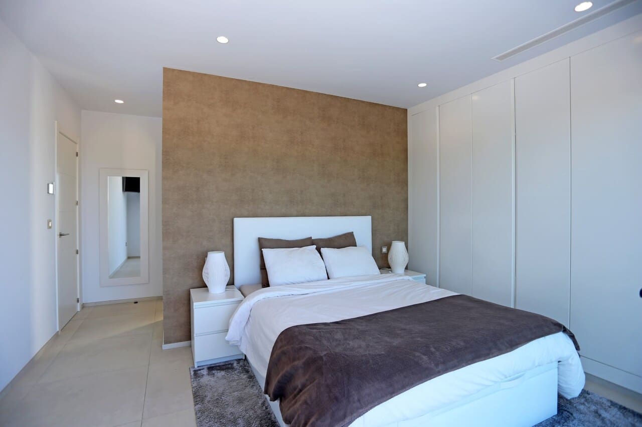 4 bedroom Villa for sale in Javea / Xabia with pool - € 1,875,000 (Ref: 9210909)