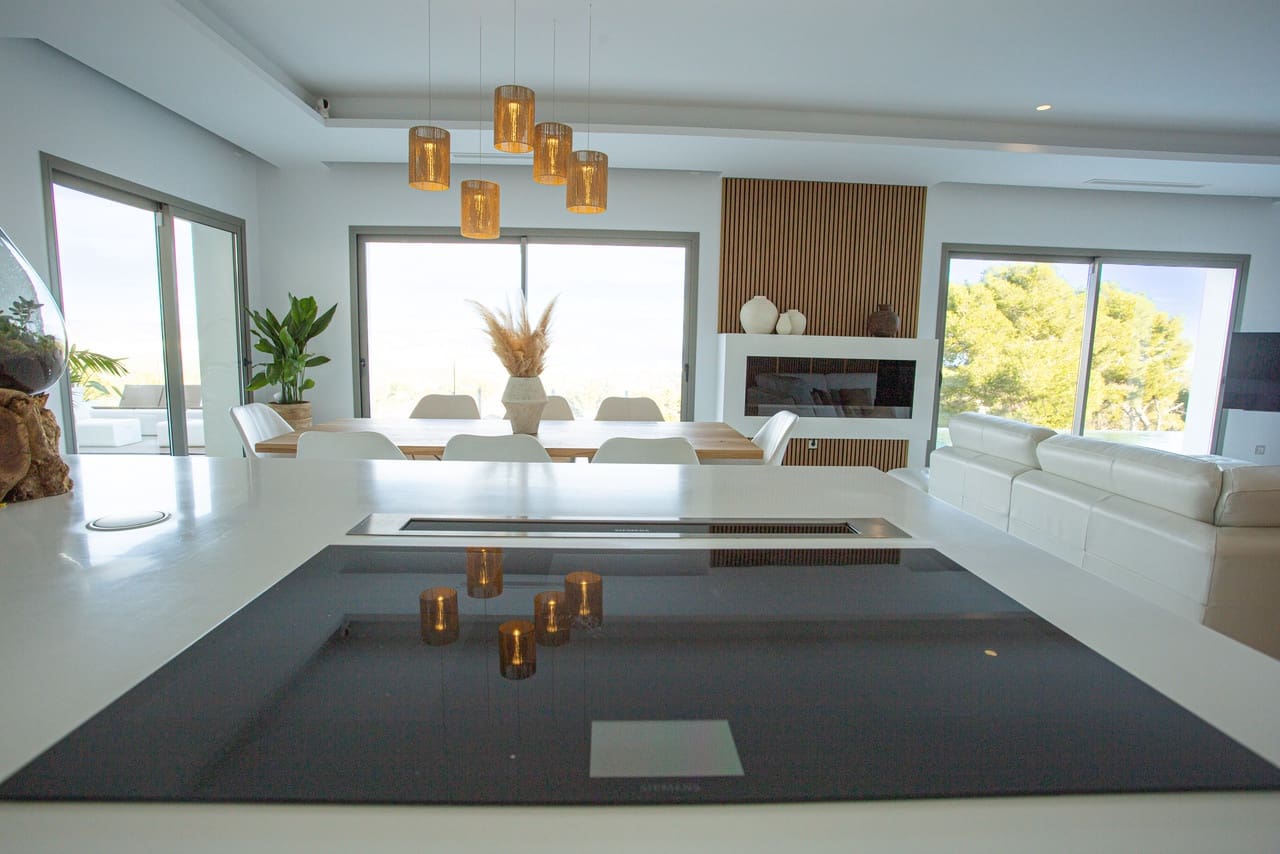4 bedroom Villa for sale in Javea / Xabia with pool - € 1,875,000 (Ref: 9210909)