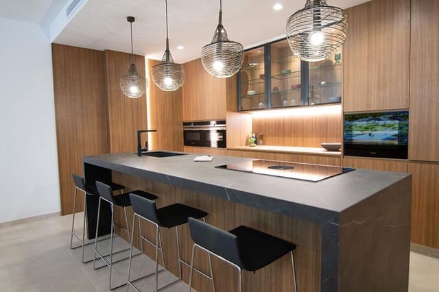 Apartamento de 3 habitaciones en Las Colinas Golf, Orihuela en venta - 584.000 € (Ref: 9211007)