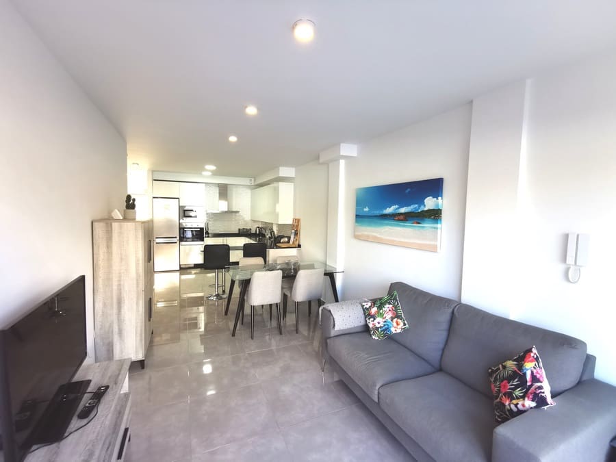 3 bedroom Apartment for sale in Los Alcazares with pool - € 284,995 (Ref: 9238825)