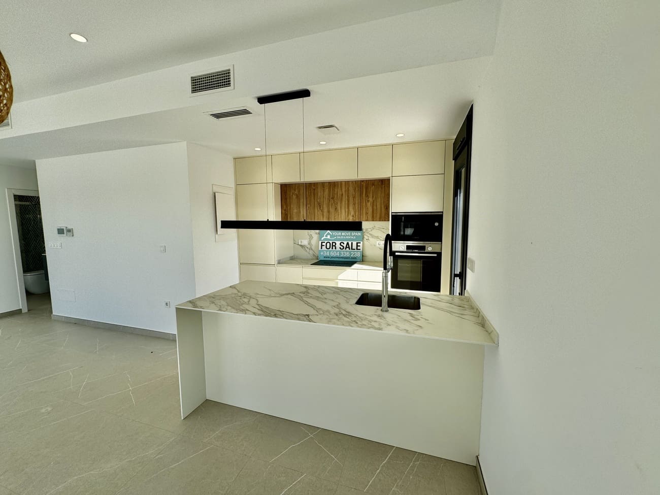 3 bedroom Villa for sale in Torre-Pacheco with pool - € 849,950 (Ref: 9242505)