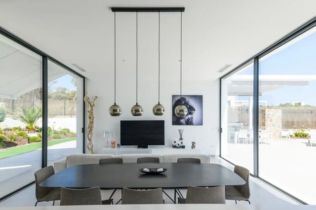 3 bedroom Villa for sale in Las Colinas Golf, Orihuela with pool - € 1,100,000 (Ref: 9307247)