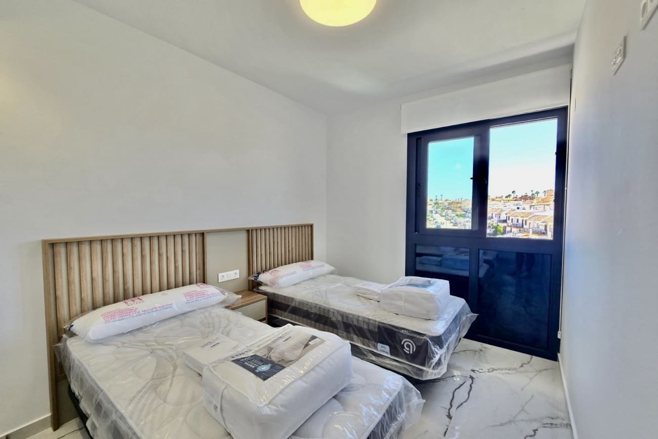 2 sypialnia Penthouse na sprzedaż w Los Altos z basenem - 350 000 € (Ref: 9378376)