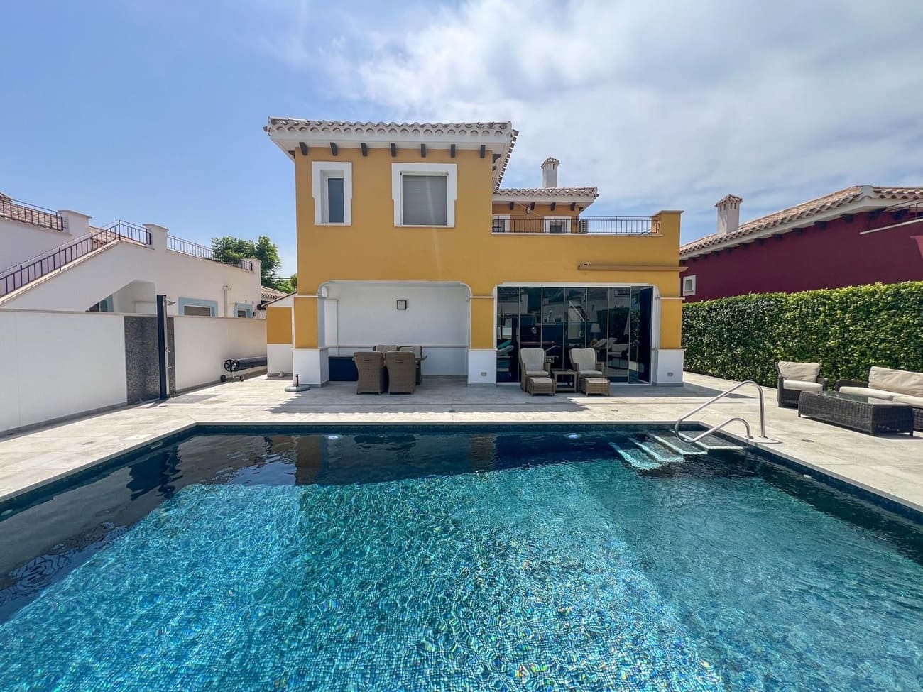 3 bedroom Villa for sale in Mar Menor Golf Resort with pool - € 465,000 (Ref: 9386725)