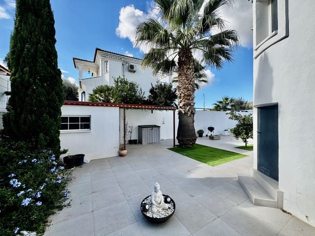 3 soveværelse Villa til salg i Baños y Mendigo, Murcia by med swimmingpool - € 385.000 (Ref: 9398061)