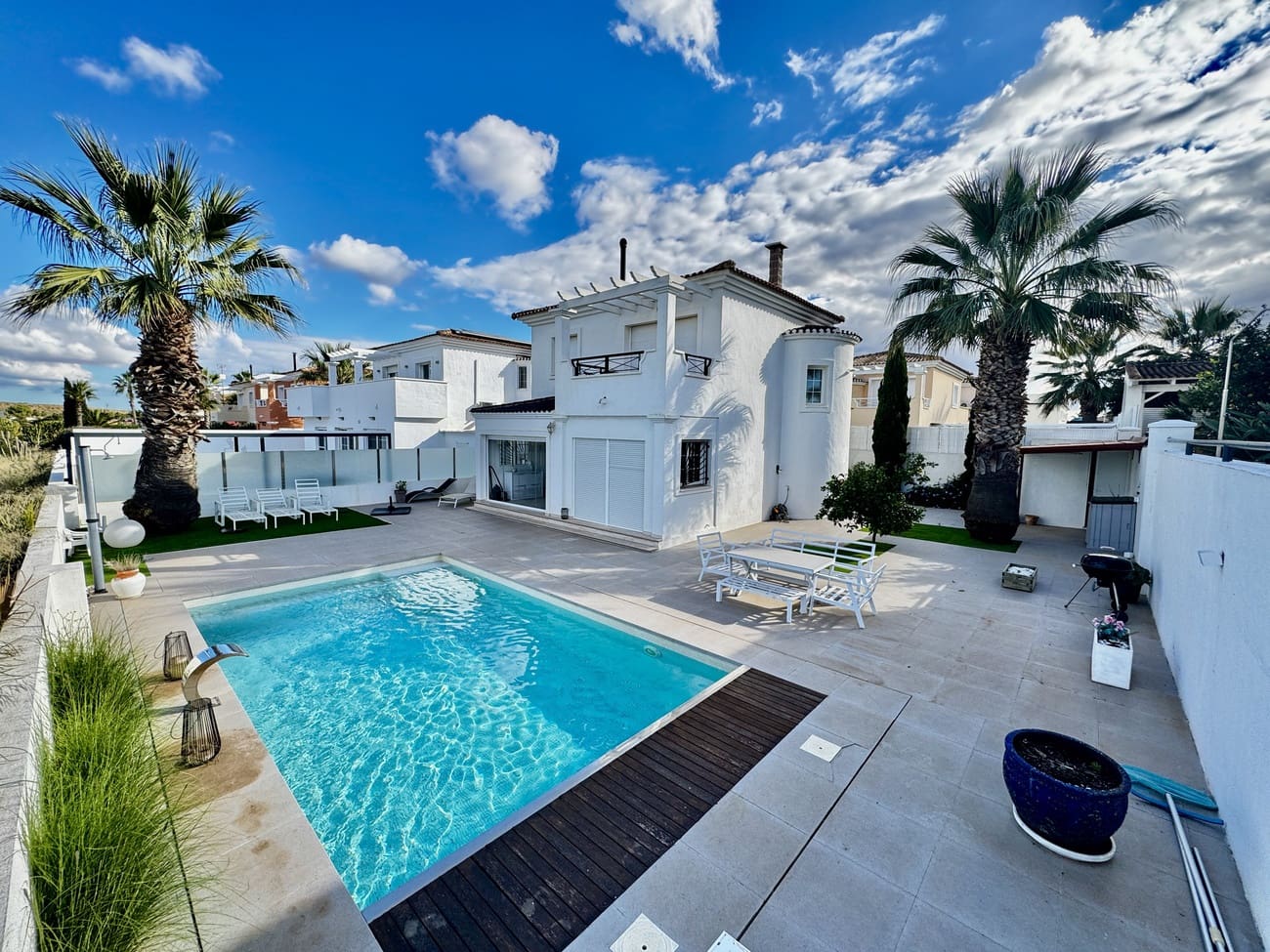 3 bedroom Villa for sale in Banos y Mendigo with pool - € 385,000 (Ref: 9398061)