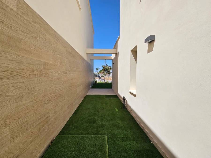 3 bedroom Villa for sale in Torre-Pacheco with pool garage - € 499,900 (Ref: 9487976)