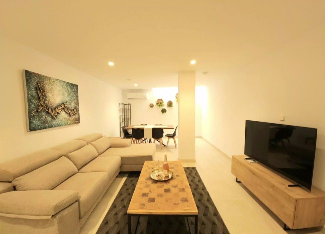 4 bedroom Villa for sale in Los Alcazares with pool - € 510,000 (Ref: 9496569)