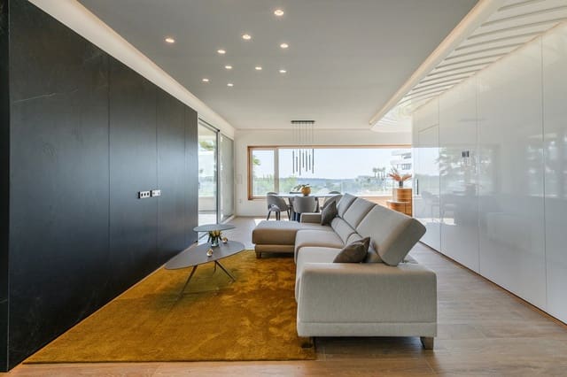 3 slaapkamer Appartement te koop in Dehesa de Campoamor, Orihuela met zwembad - € 965.000 (Ref: 9646367)