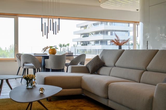 3 slaapkamer Appartement te koop in Dehesa de Campoamor, Orihuela met zwembad - € 965.000 (Ref: 9646367)