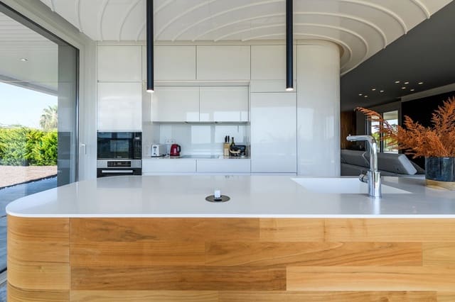 3 slaapkamer Appartement te koop in Dehesa de Campoamor, Orihuela met zwembad - € 965.000 (Ref: 9646367)