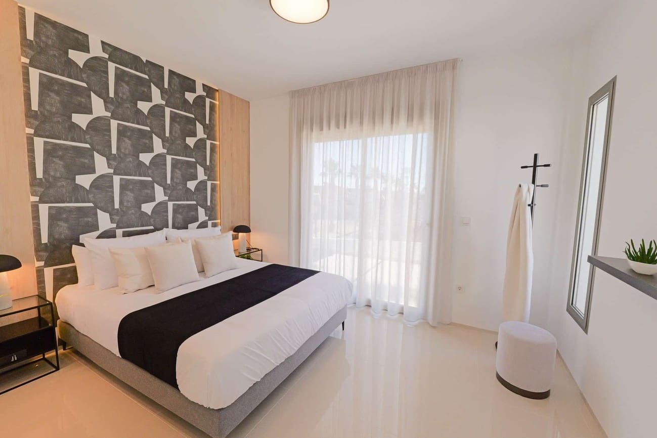 3 bedroom Villa for sale in Los Alcazares with pool - € 539,000 (Ref: 9737191)