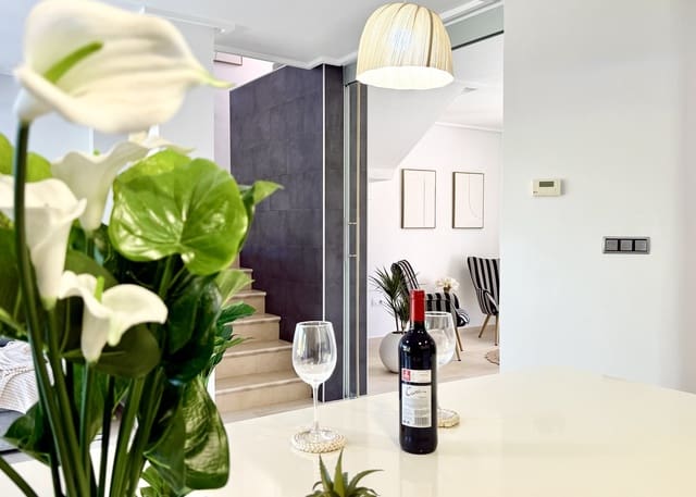 4 quarto Moradia para venda em Mar Menor Golf Resort, Torre-Pacheco com piscina - 429 950 € (Ref: 9793599)