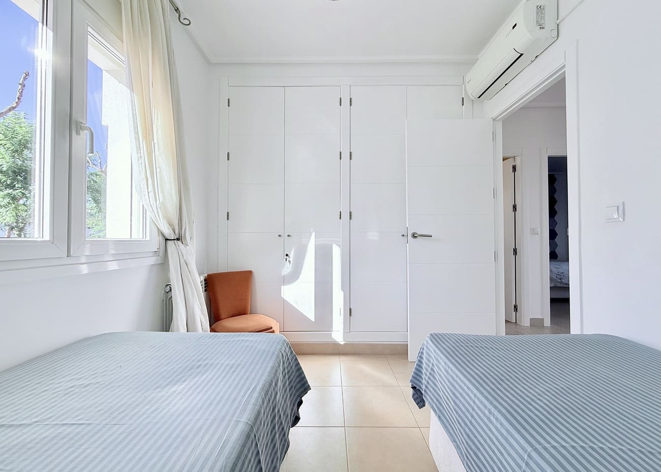 2 soverom Hus til salgs i Mar Menor Golf Resort med svømmebasseng - € 299 950 (Ref: 9793601)