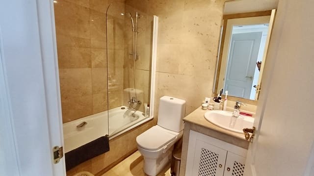 Apartamento de 2 habitaciones en Roda, San Javier en venta con piscina - 169.950 € (Ref: 9816605)