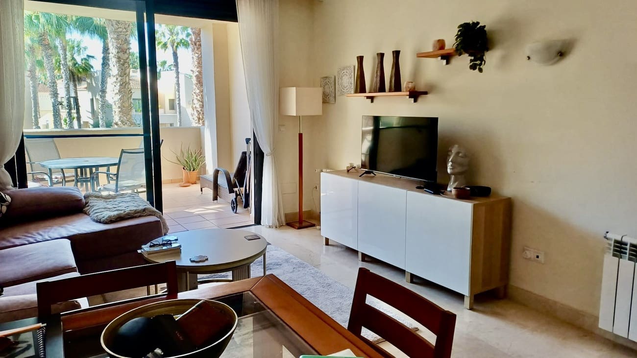 Apartamento de 2 habitaciones en Roda en venta con piscina - 169.950 € (Ref: 9816605)
