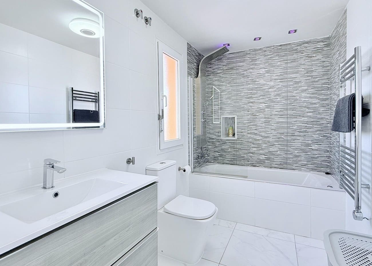 3 bedroom Villa for sale in Mar Menor Golf Resort with pool - € 339,950 (Ref: 9897275)