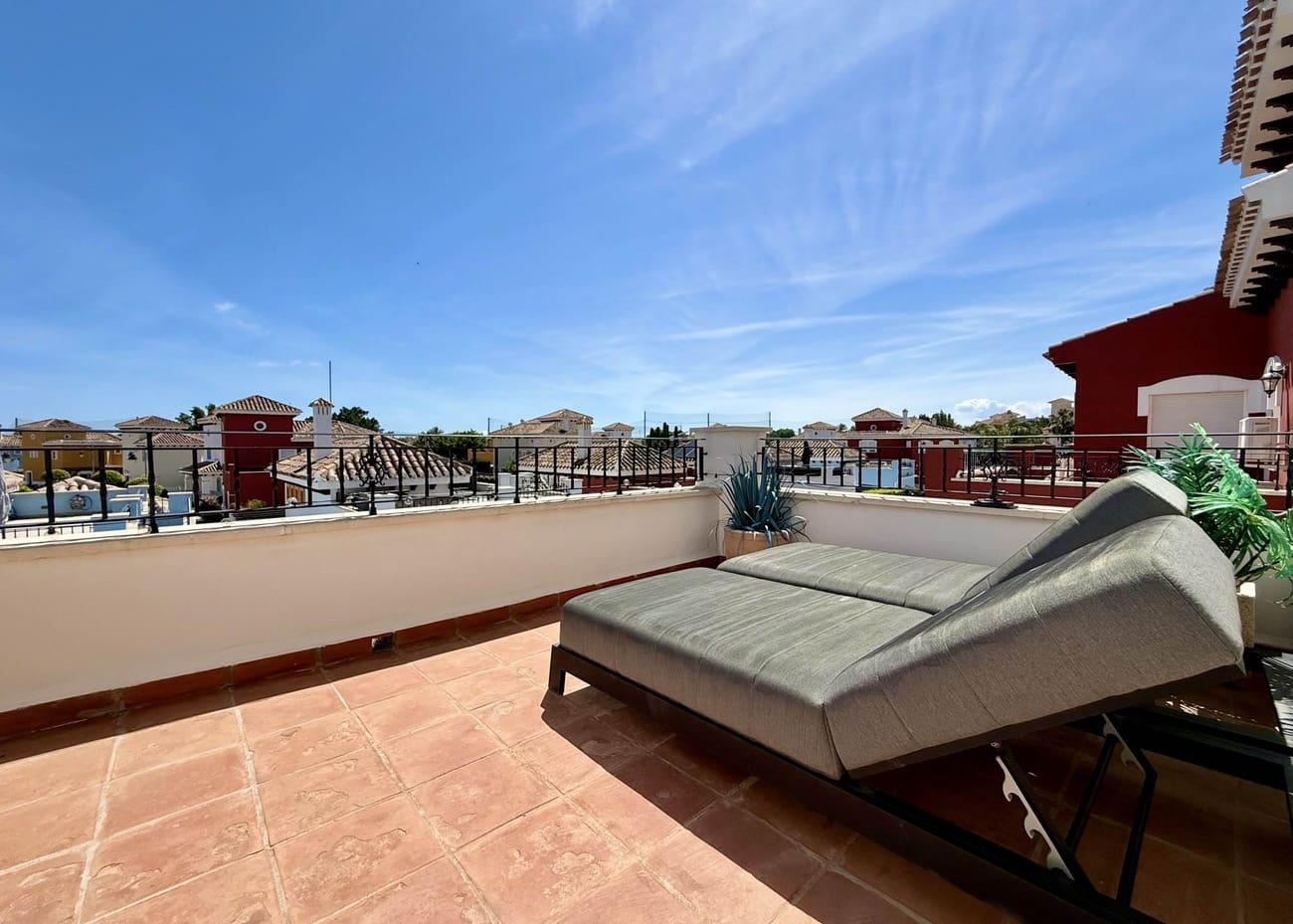 2 bedroom Villa for sale in Mar Menor Golf Resort with pool - € 299,950 (Ref: 9897276)