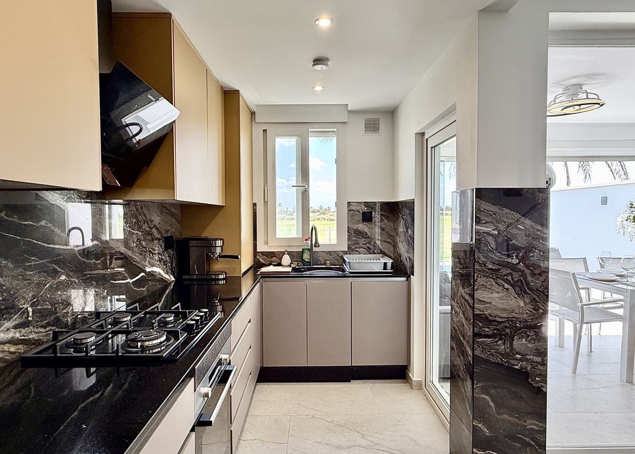 2 soveværelse Villa til salg i Mar Menor Golf Resort med swimmingpool - € 399.950 (Ref: 9902450)