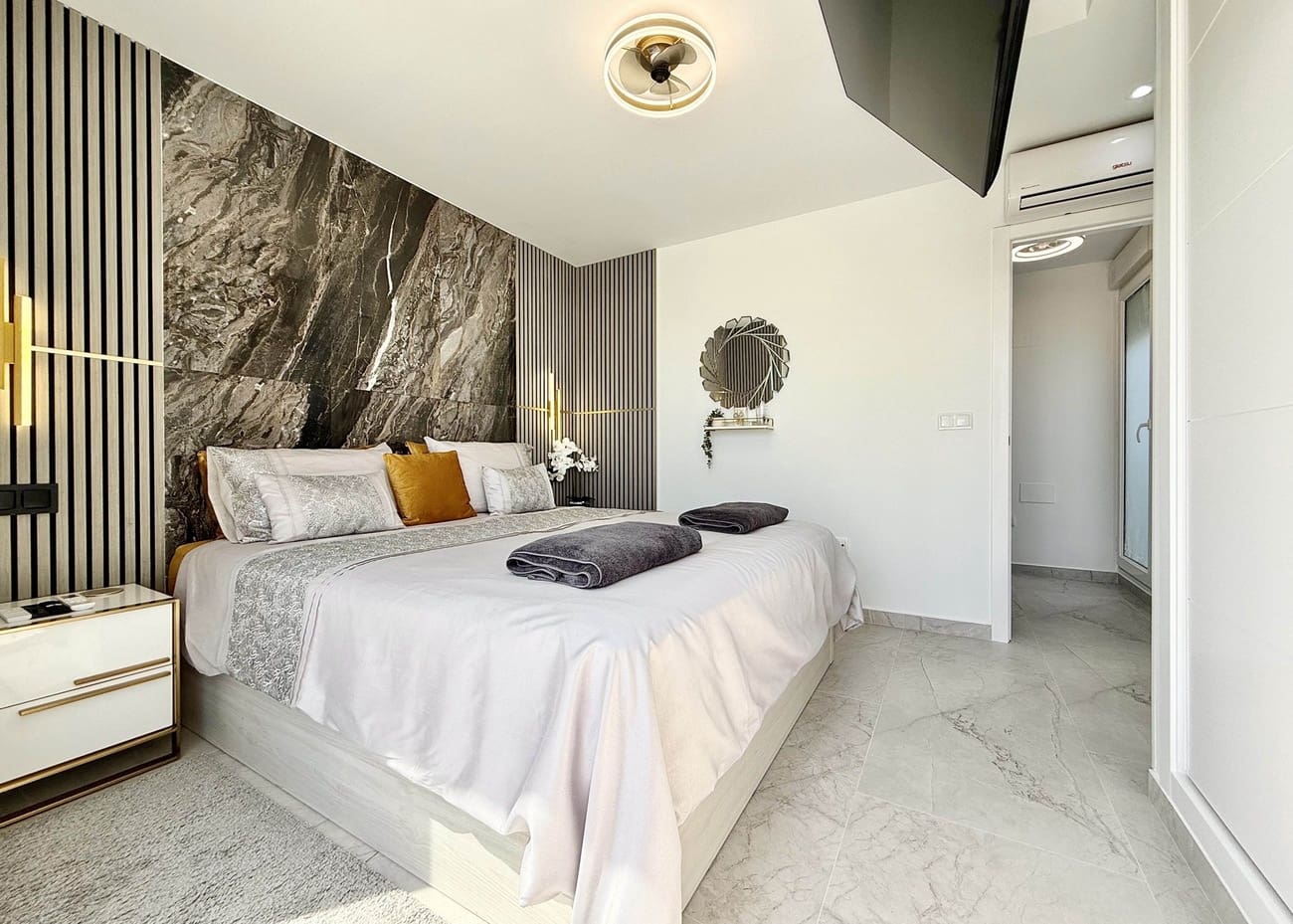 2 soveværelse Villa til salg i Mar Menor Golf Resort med swimmingpool - € 399.950 (Ref: 9902450)