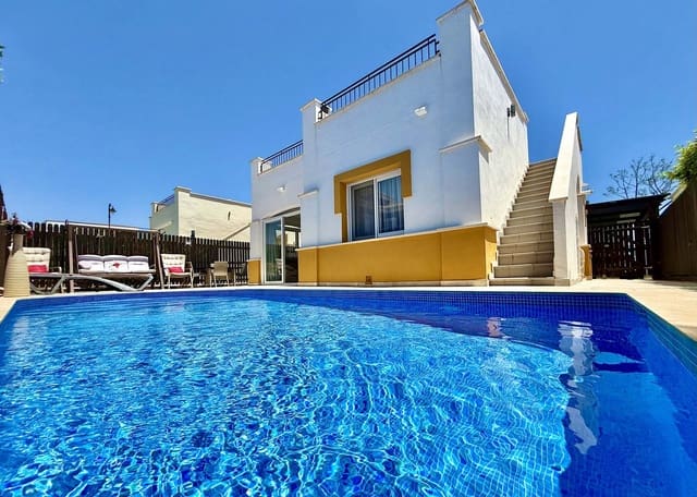 2 bedroom Villa for sale in Mar Menor Golf Resort, Torre-Pacheco with pool - € 320,000 (Ref: 9914990)
