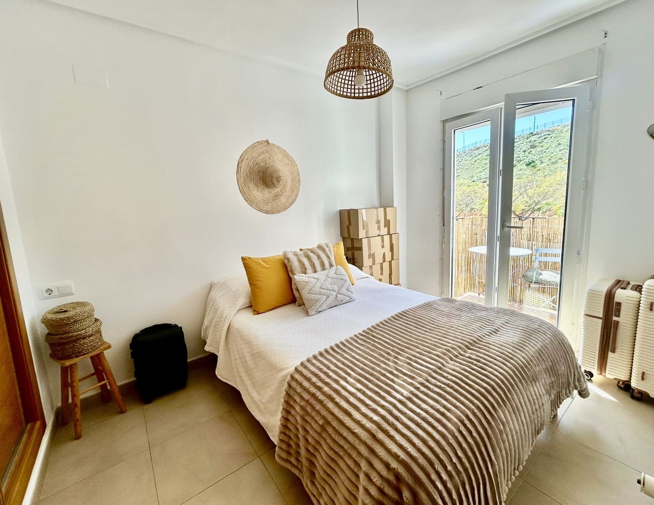 Apartamento de 2 habitaciones en Avileses en venta con piscina - 155.000 € (Ref: 9921472)