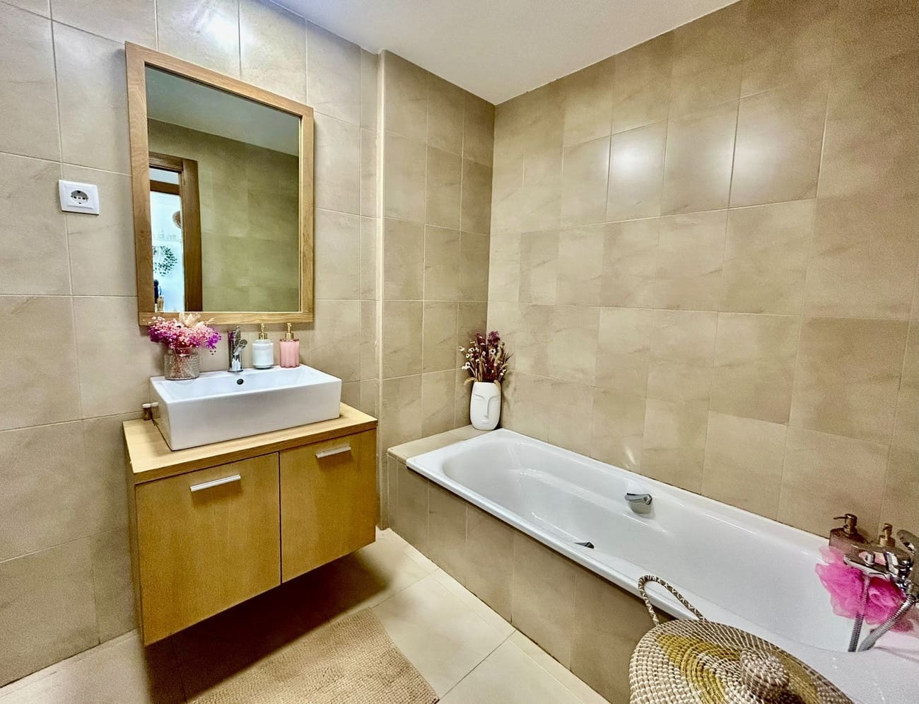 Apartamento de 2 habitaciones en Avileses en venta con piscina - 155.000 € (Ref: 9921472)