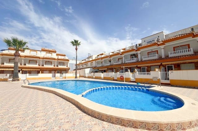 Casa de 3 habitaciones en Centro, Los Alcázares en venta con piscina - 249.995 € (Ref: 9996361)