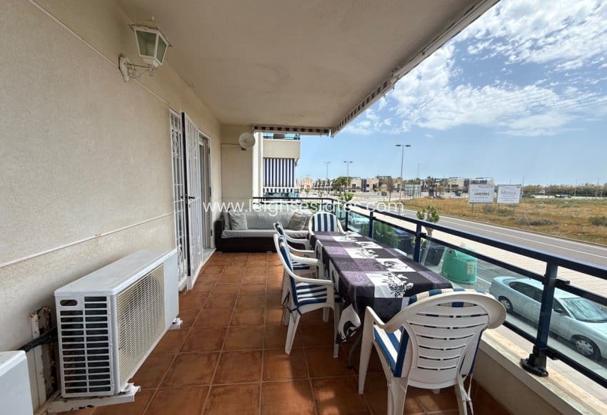 3 soveværelse Lejlighed til salg i Pilar de la Horadada med swimmingpool garage - € 220.000 (Ref: 10016929)