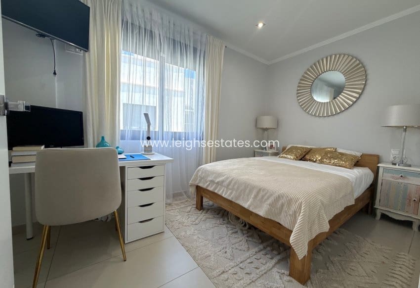 Casa de 3 habitaciones en Orihuela Costa en venta con piscina garaje - 379.000 € (Ref: 10019923)