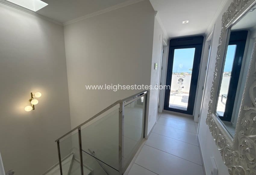 Casa de 3 habitaciones en Orihuela Costa en venta con piscina garaje - 379.000 € (Ref: 10019923)