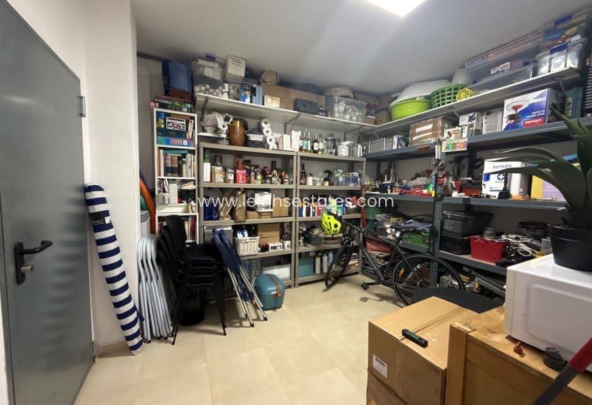 Casa de 3 habitaciones en Orihuela Costa en venta con piscina garaje - 379.000 € (Ref: 10019923)