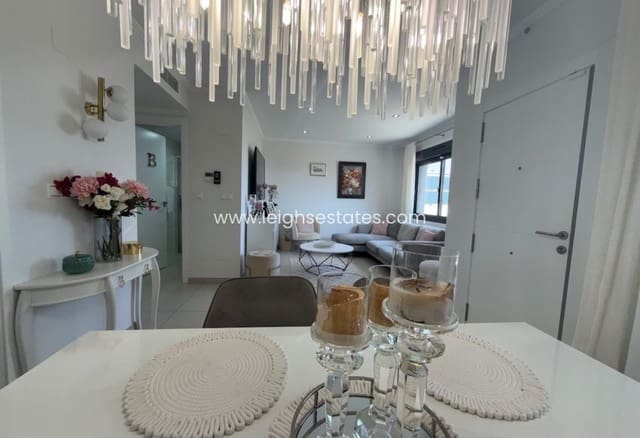 3 Zimmer Haus zu verkaufen in Lomas de Cabo Roig - Los Dolses, Orihuela mit Pool Garage - 379.000 € (Ref: 10019923)