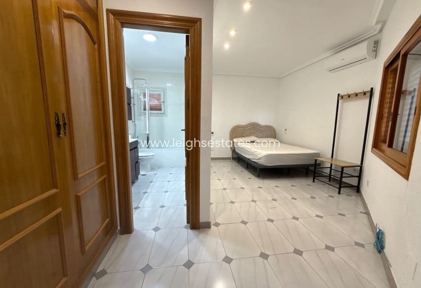 6 camera da letto Villa in vendita in Dehesa de Campoamor con piscina garage - 1.300.000 € (Rif: 10057866)