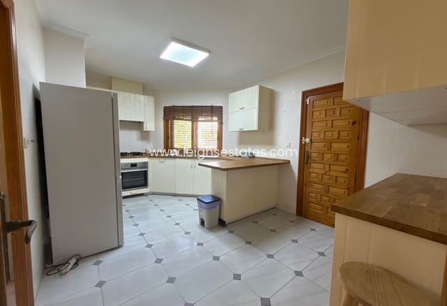 6 camera da letto Villa in vendita in Dehesa de Campoamor, Orihuela con piscina garage - 1.300.000 € (Rif: 10057866)