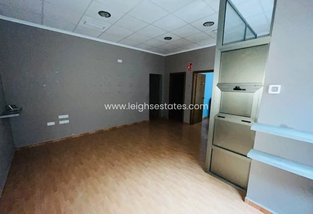 Gewerbe zu verkaufen in Torrevieja - 83.000 € (Ref: 10085306)