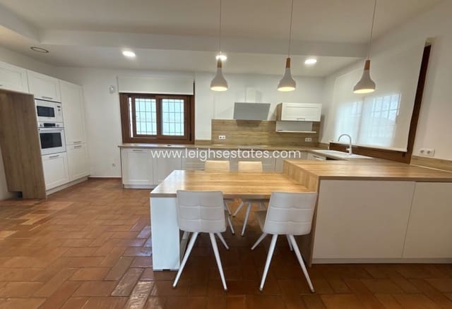 7 sovrum Villa till salu i Dehesa de Campoamor, Orihuela med pool garage - 1 190 000 € (Ref: 10148215)